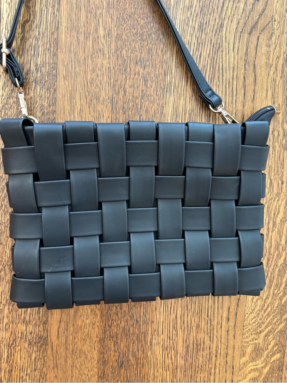 By Anthropologie Lindy Woven clutch handbag Bag — Black with strap
